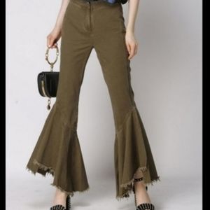 CAARA Dunkan Flare Pants